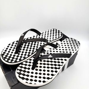 Adidas. Flip Flops. Womens. Size 9.